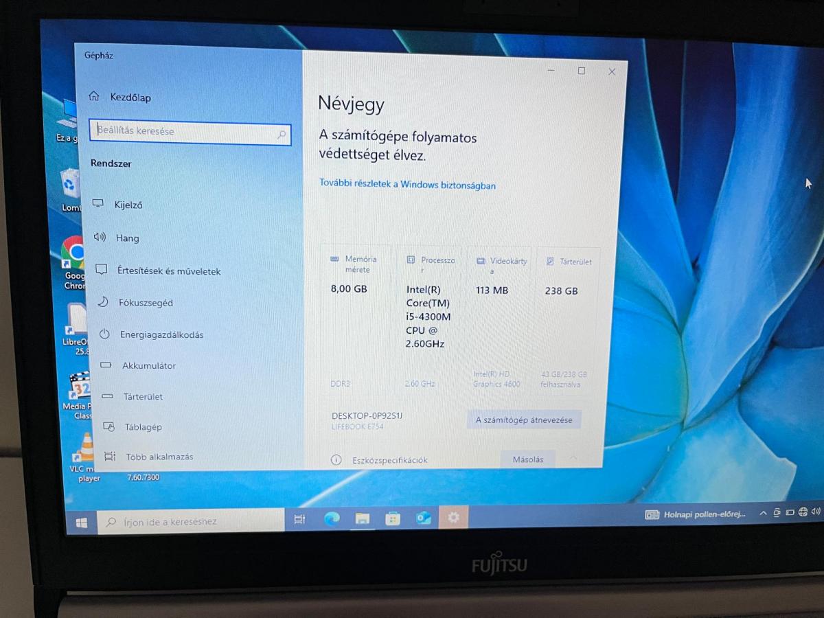 Fujitsu LIFEBOOK E754